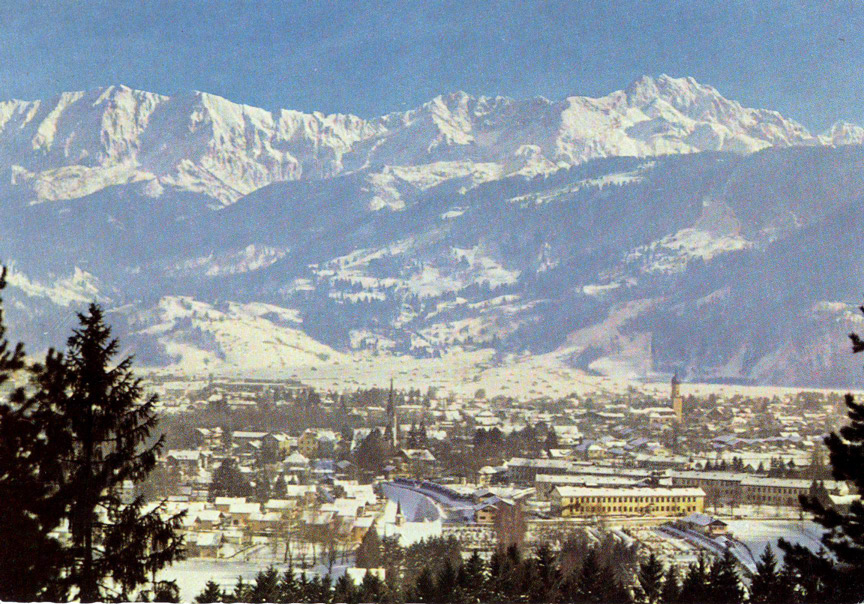 Blick auf das winterliche Garmisch-Partenkirchen